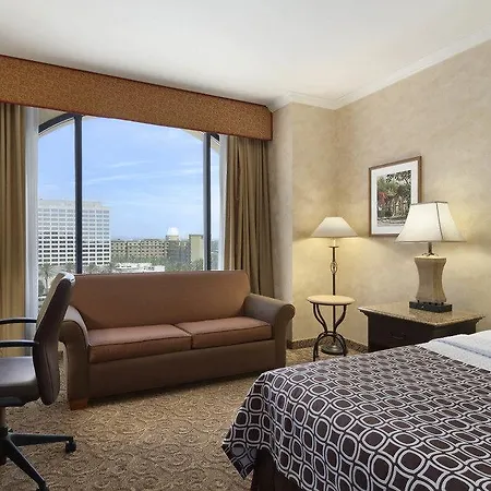 Hotel Delta By Marriott Anaheim 4*