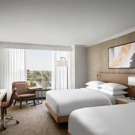 Hotel Delta By Marriott Anaheim 4*
