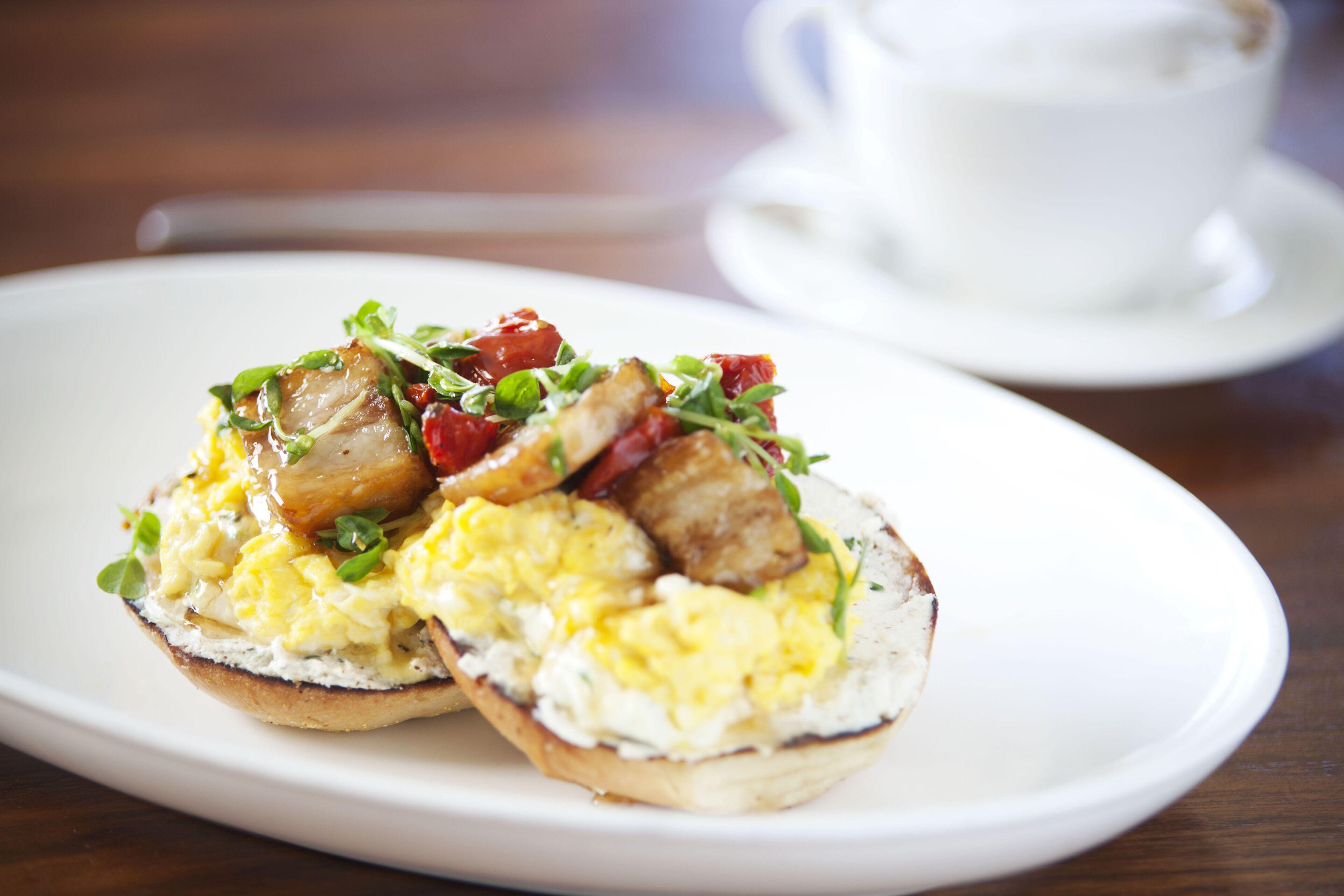 Delta By Marriott Anaheim Hotel