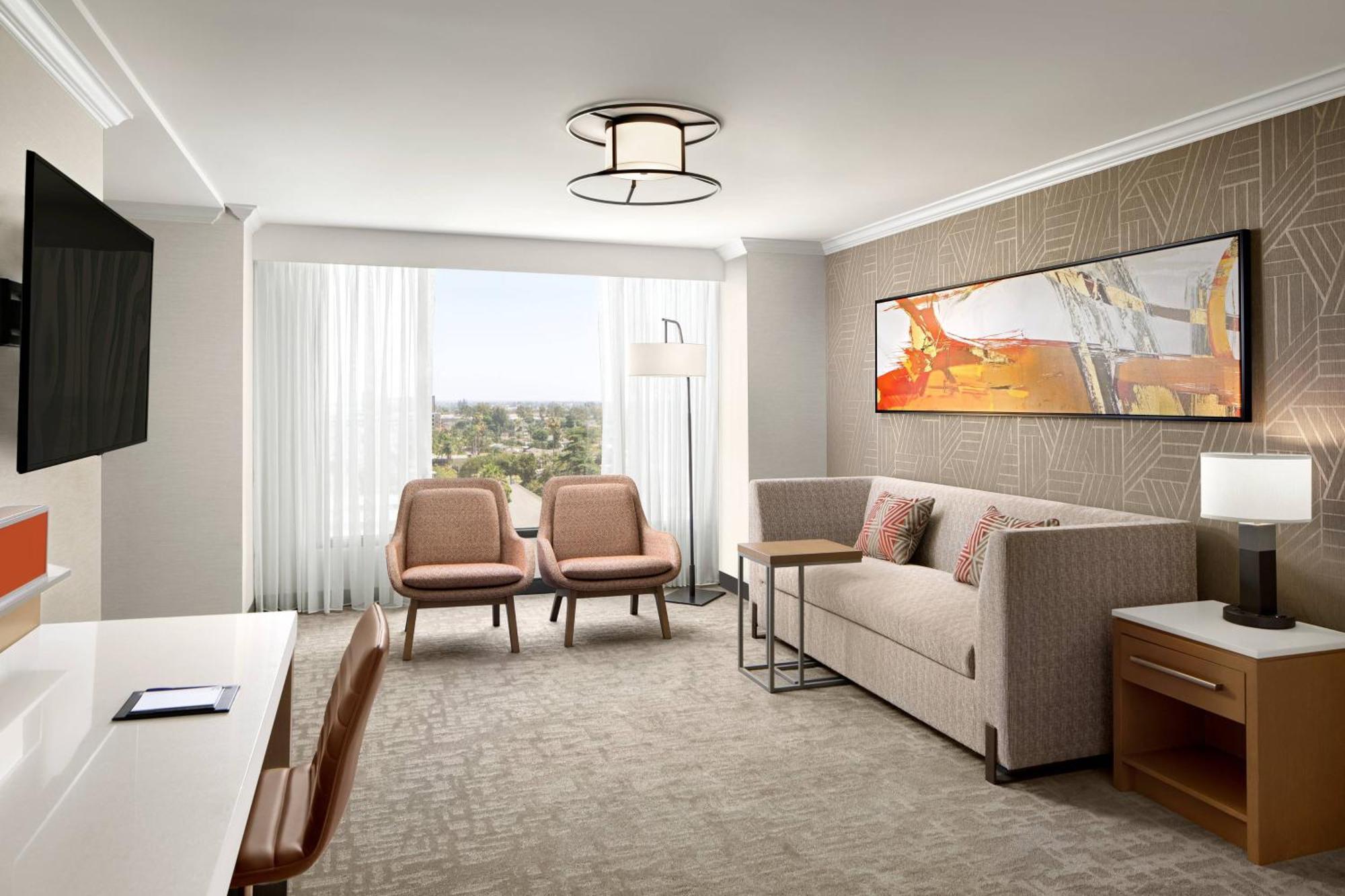 Delta By Marriott Anaheim Hotel