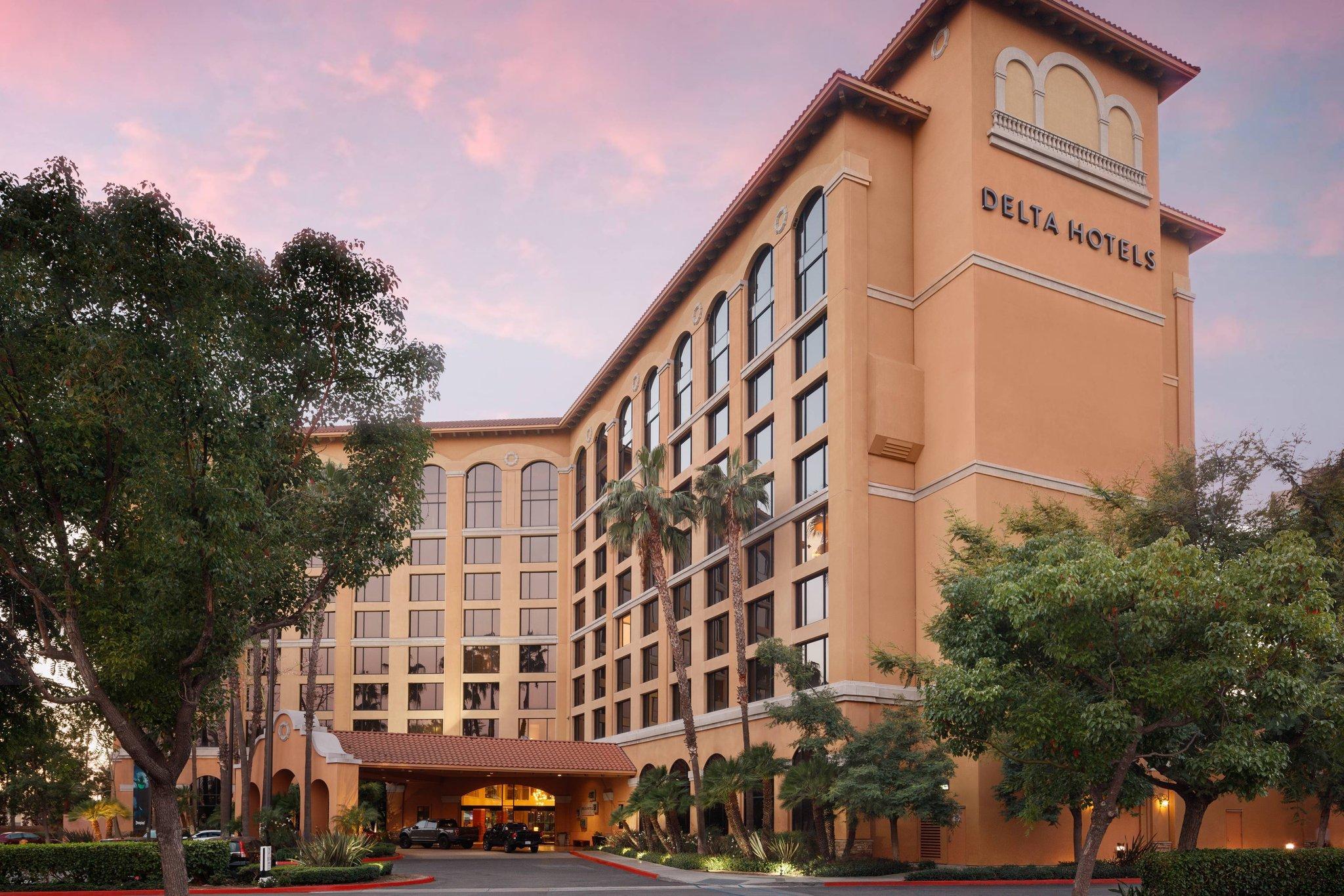 Delta By Marriott Anaheim Hotel