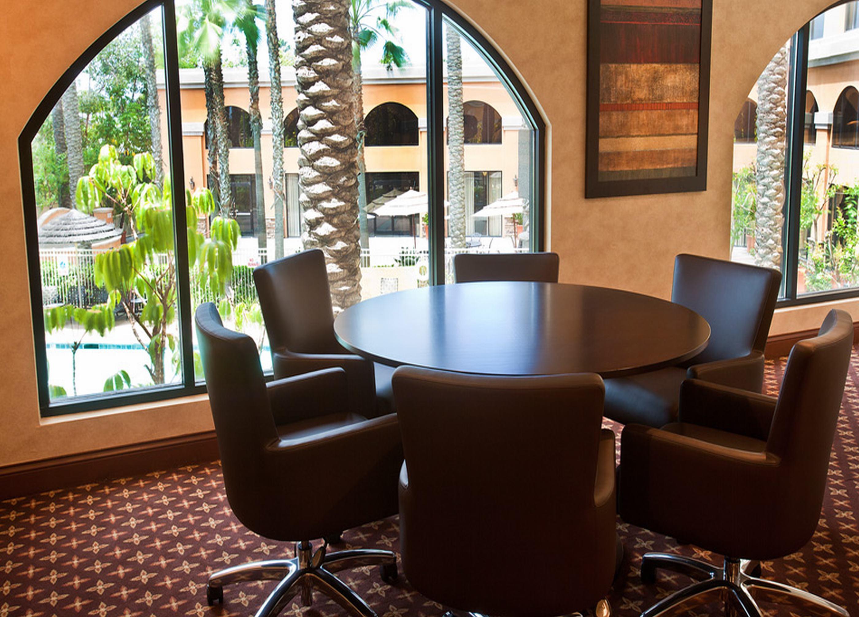 Delta By Marriott Anaheim Hotel