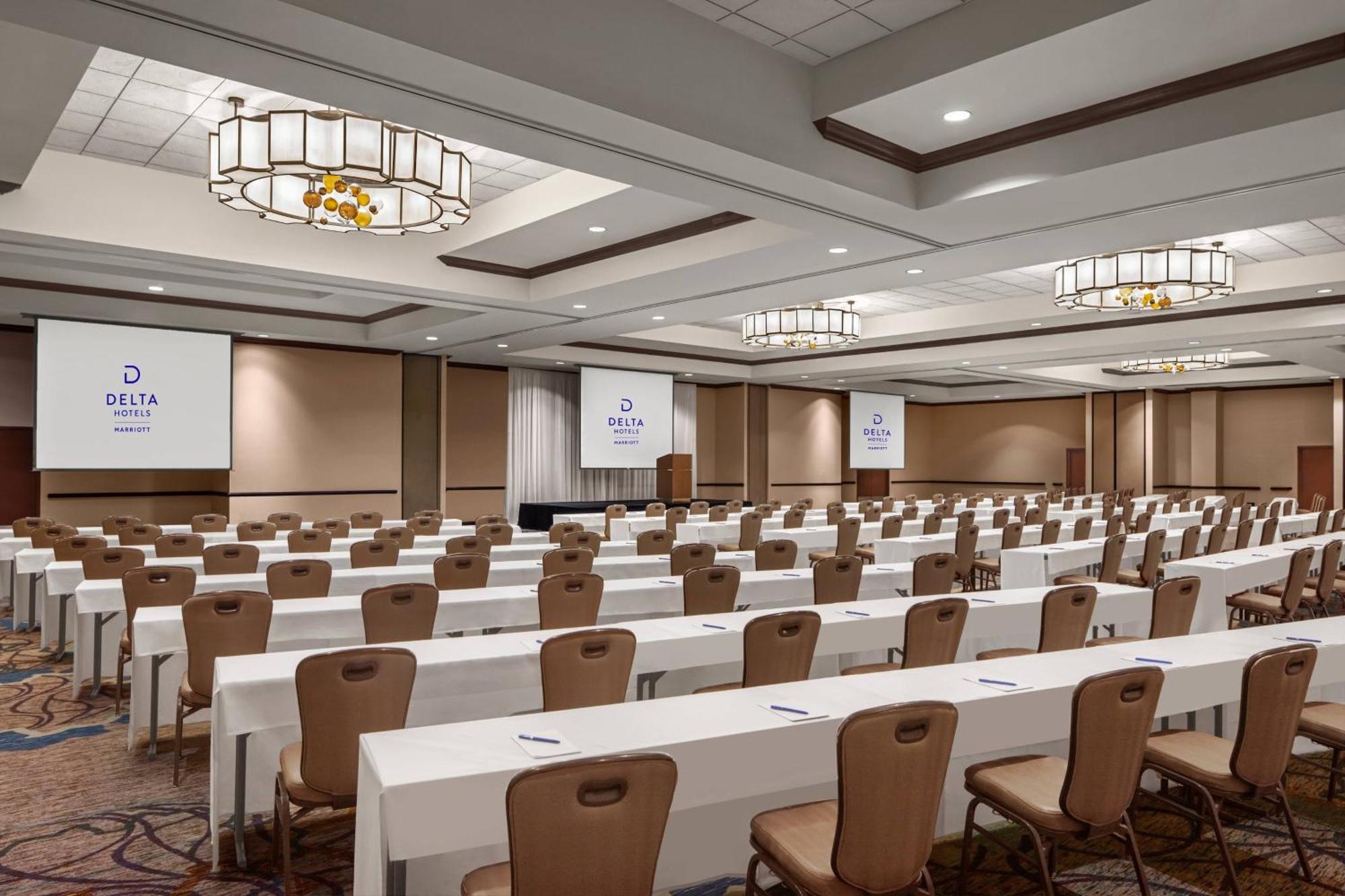 Hotel Delta By Marriott Anaheim 4*