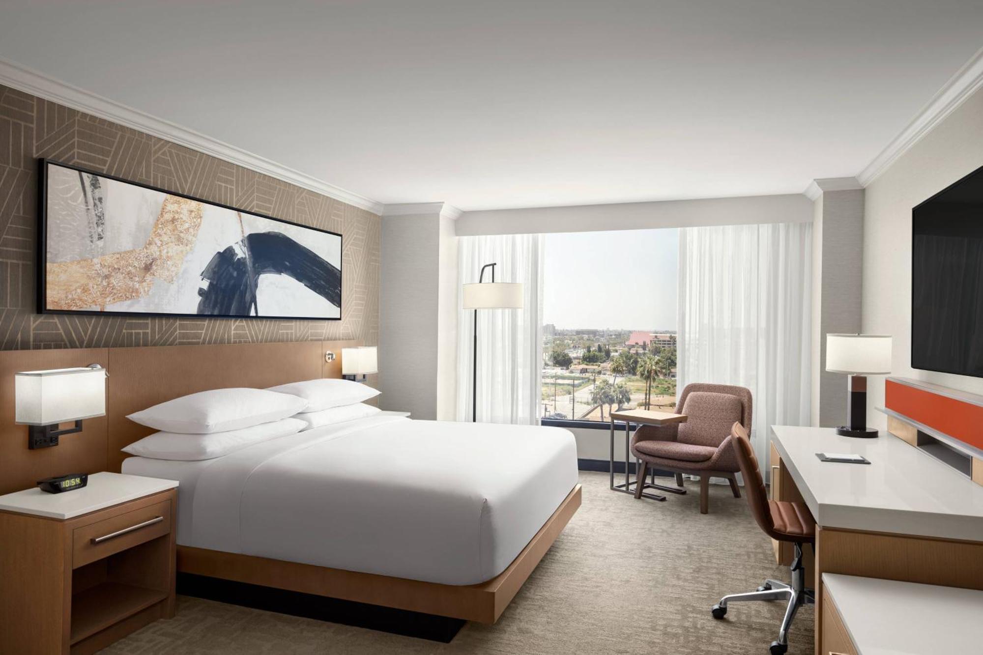 Hotel Delta By Marriott Anaheim